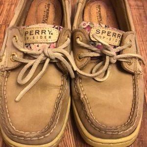 Sperrys Size 5